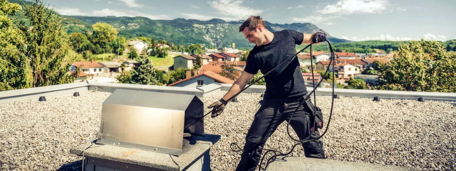 Pojištění a revize komínů: Jak souvisí a proč je důležité je nezanedbat?