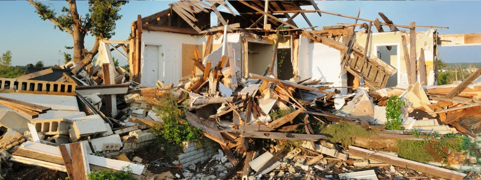 zničení stavby a pojištění